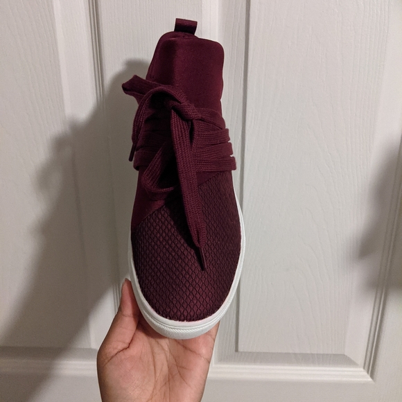 3for30!!! Maroon slip on sneakers - Picture 8 of 10